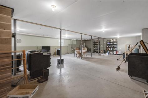137 Eddie Kahkonen Road Norway ME 04268