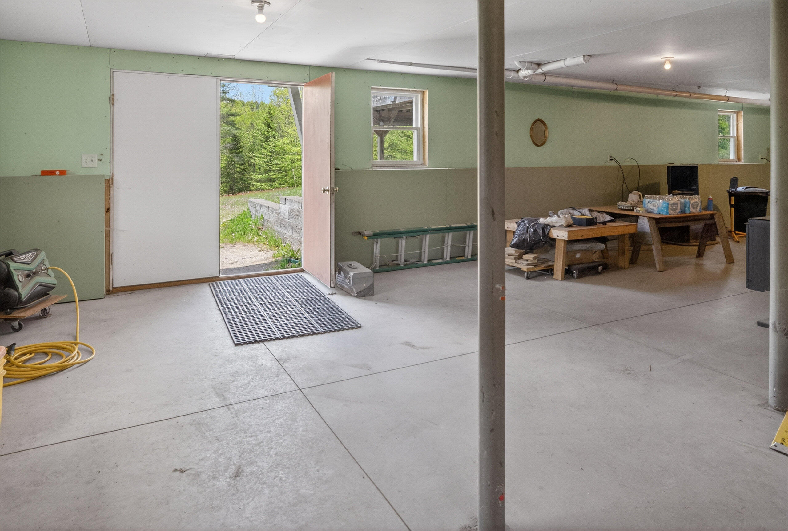 137 Eddie Kahkonen Road Norway ME 04268