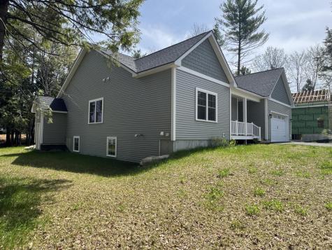 14 Macadamia Lane Lewiston ME 04240
