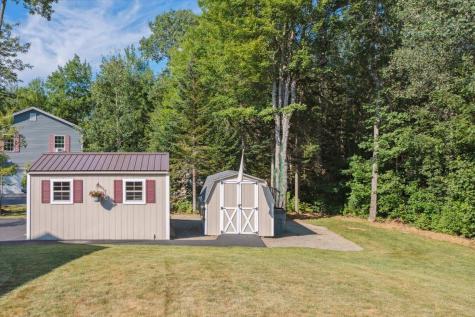 31 Jay's Way Hampden ME 04444