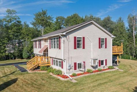 31 Jay's Way Hampden ME 04444