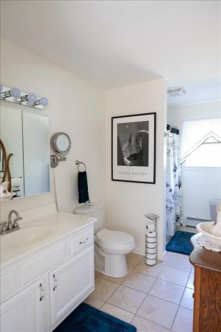 31 Jay's Way Hampden ME 04444