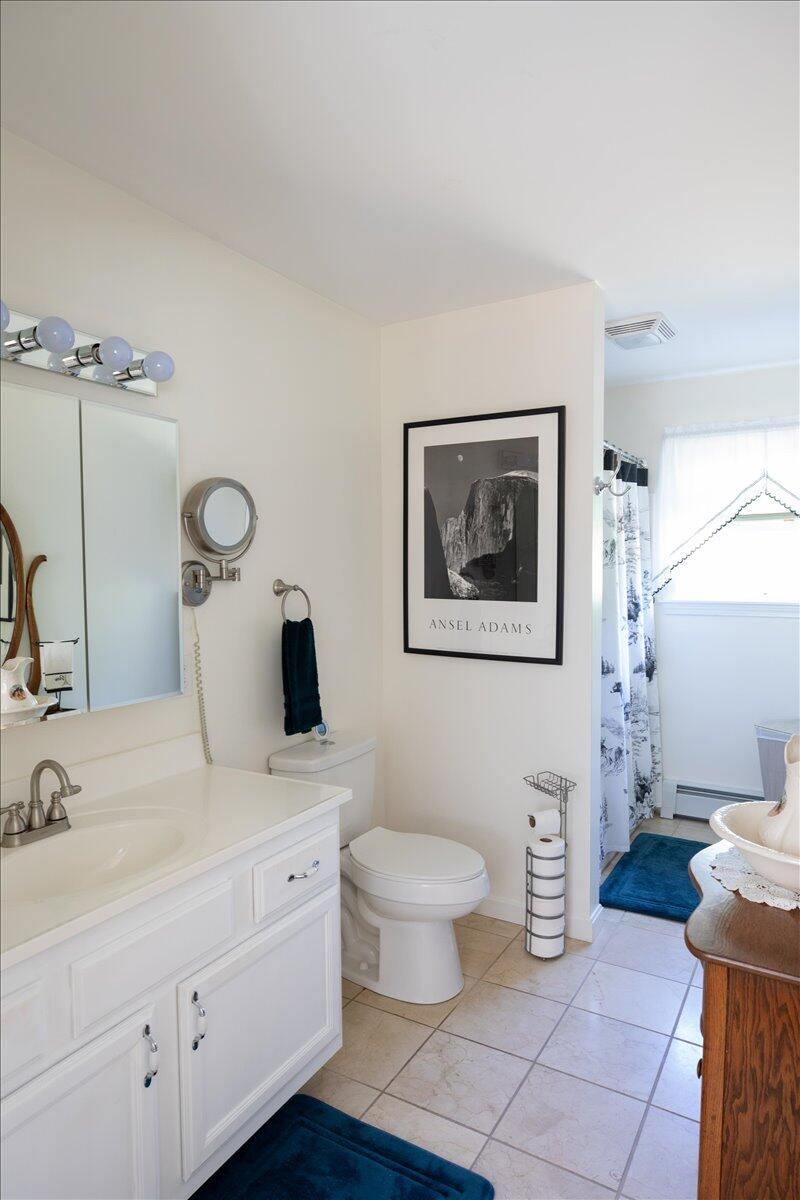 31 Jay's Way Hampden ME 04444