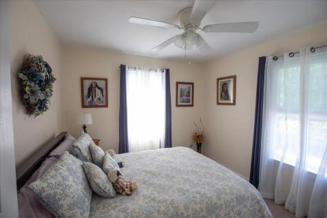 31 Jay's Way Hampden ME 04444