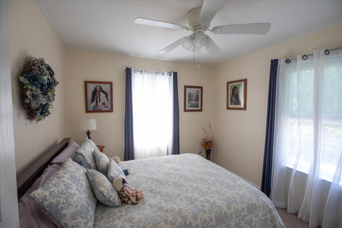 31 Jay's Way Hampden ME 04444
