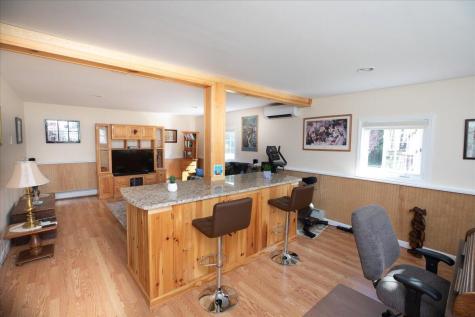 31 Jay's Way Hampden ME 04444