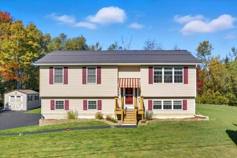 31 Jay's Way Hampden ME 04444