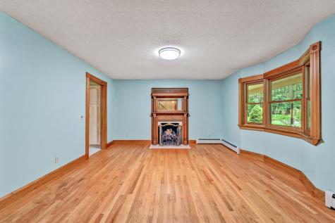 286 Pond Road Wayne ME 04284