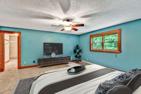 286 Pond Road Wayne ME 04284