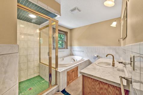 286 Pond Road Wayne ME 04284