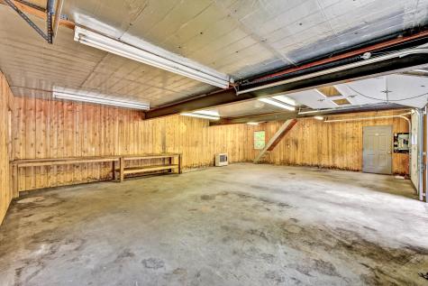 286 Pond Road Wayne ME 04284