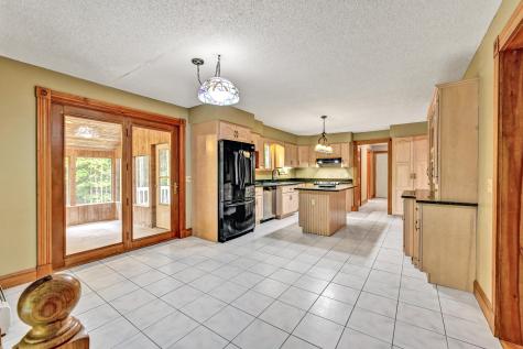 286 Pond Road Wayne ME 04284