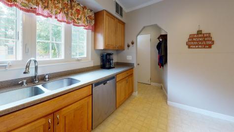 79 Western Avenue Auburn ME 04210