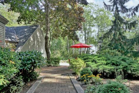 3 Elizabethan Drive Kennebunkport ME 04046