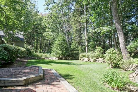 3 Elizabethan Drive Kennebunkport ME 04046