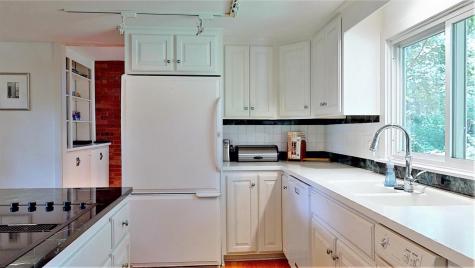 3 Elizabethan Drive Kennebunkport ME 04046