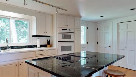 3 Elizabethan Drive Kennebunkport ME 04046