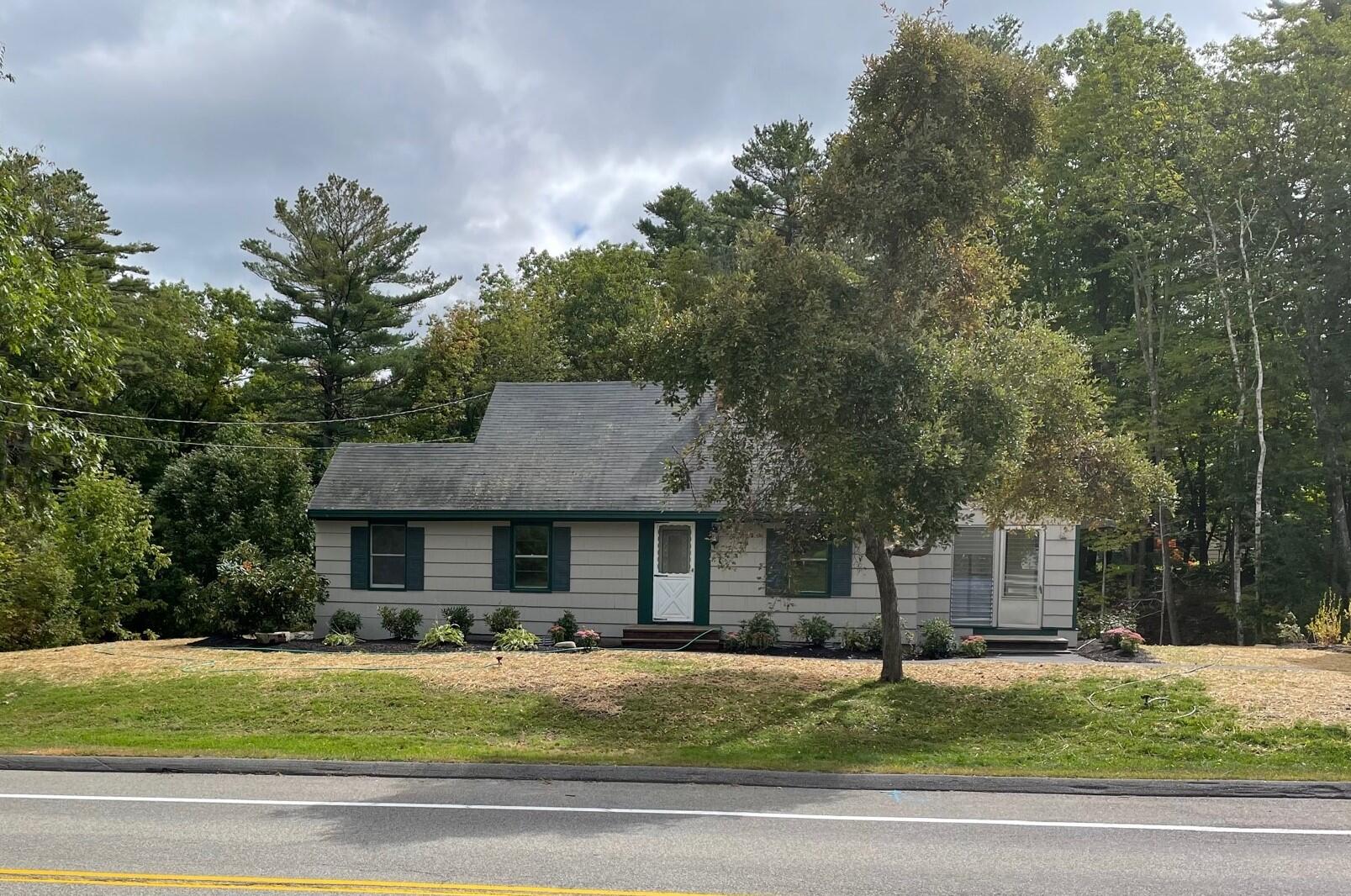 77 Middle Road Falmouth ME 04105