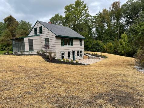 77 Middle Road Falmouth ME 04105