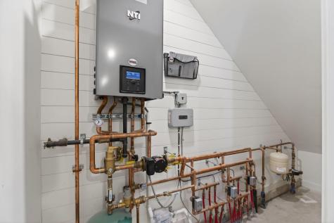 7 Village Green Circle Oakland ME 04963