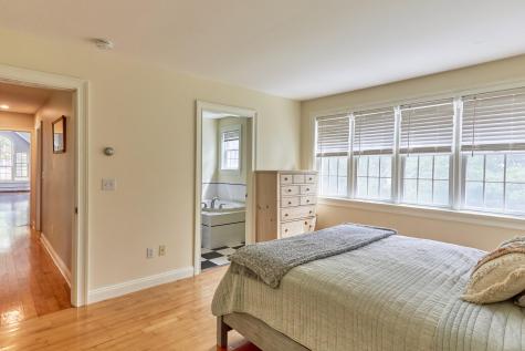 10 Thistleberry Lane York ME 03909