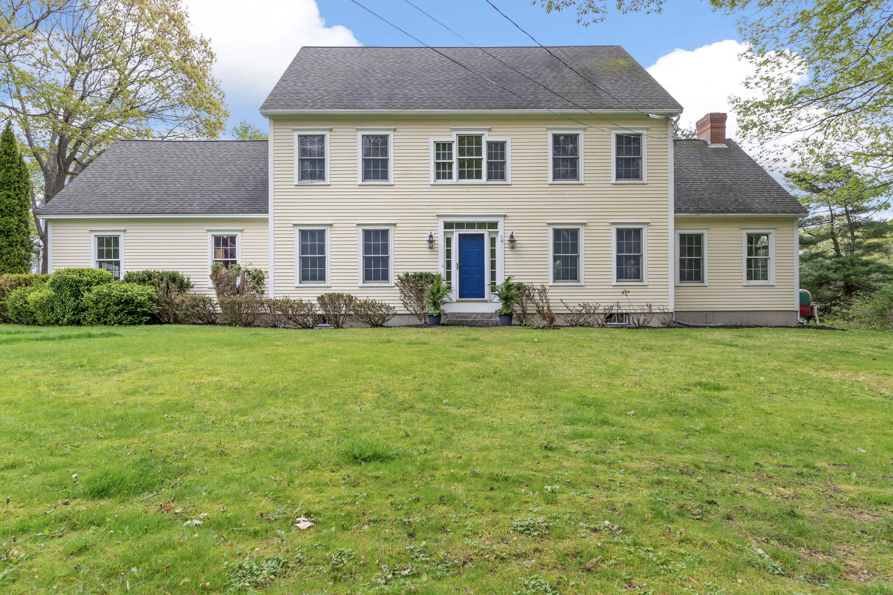 10 Thistleberry Lane York ME 03909