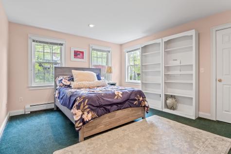 10 Thistleberry Lane York ME 03909