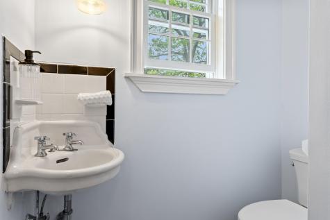 10 Thistleberry Lane York ME 03909