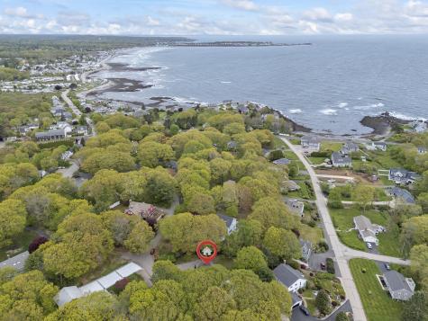 10 Thistleberry Lane York ME 03909