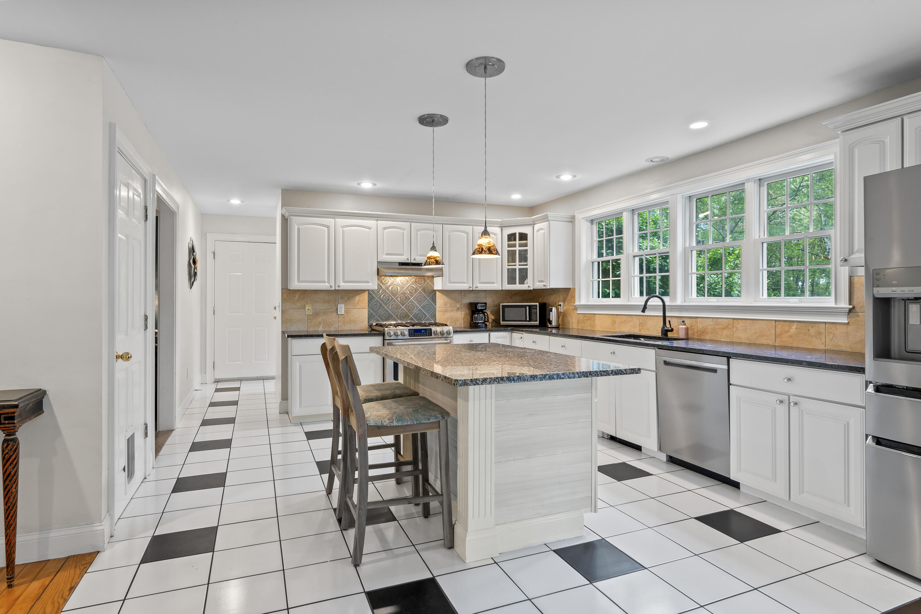 10 Thistleberry Lane York ME 03909