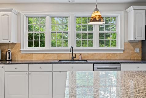 10 Thistleberry Lane York ME 03909