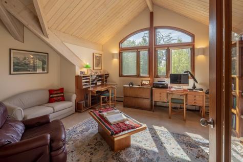 5 Penobscot Lane Owls Head ME 04854