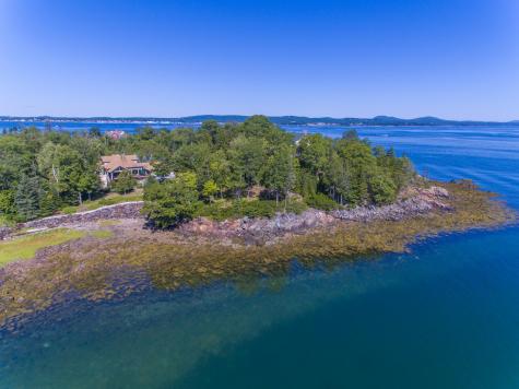 5 Penobscot Lane Owls Head ME 04854