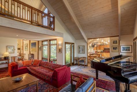 5 Penobscot Lane Owls Head ME 04854