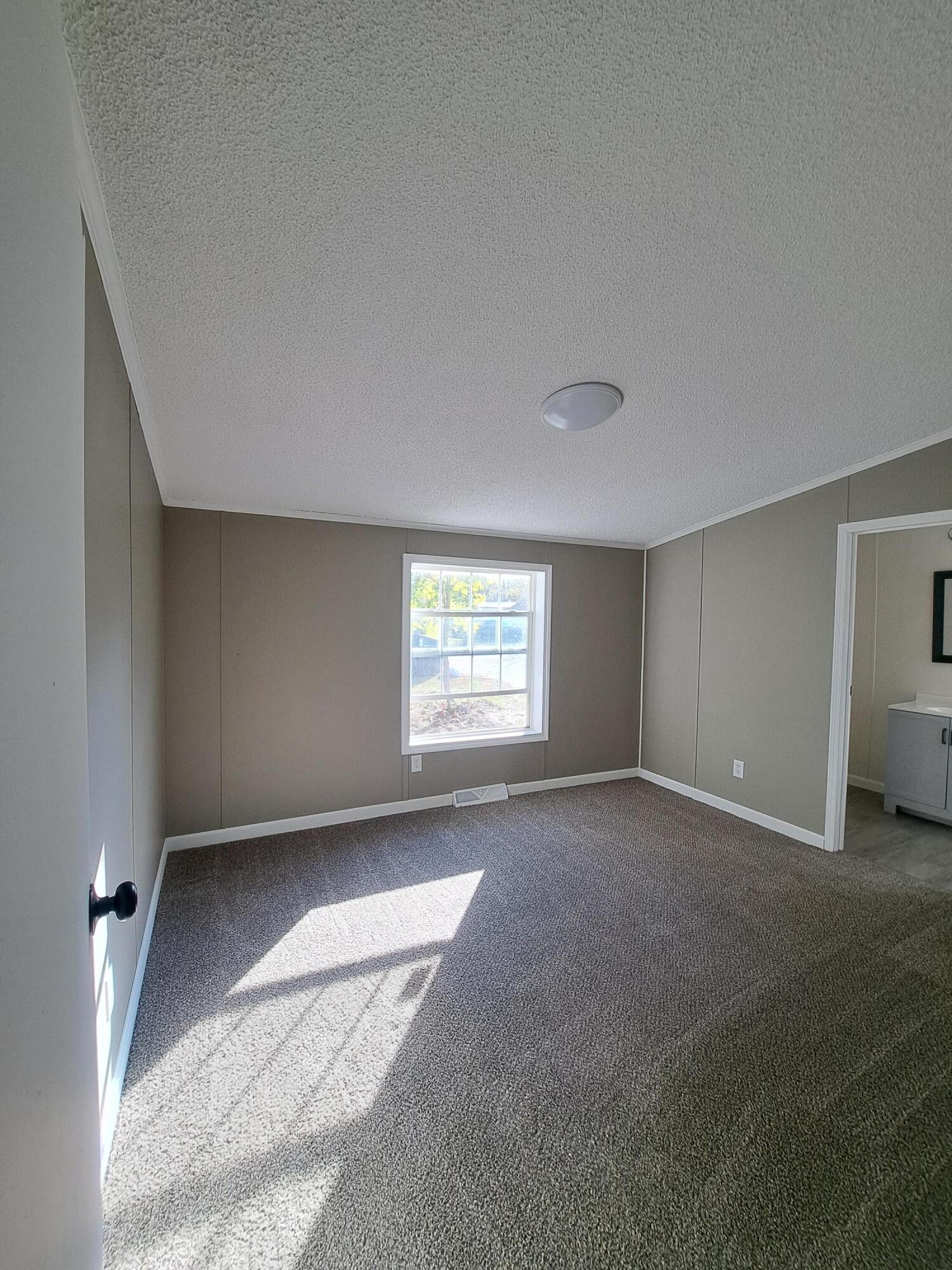 27 Adams Street Skowhegan ME 04976