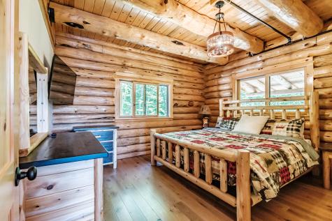 366 Glades View Avenue Newry ME 04261