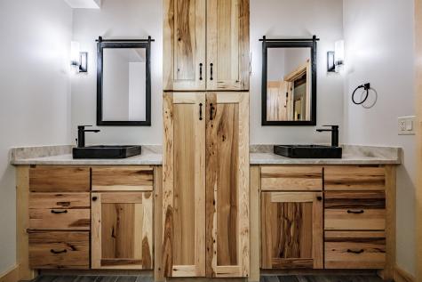 366 Glades View Avenue Newry ME 04261