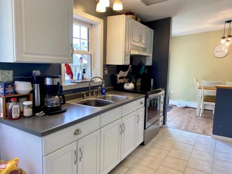 10 Vickery Road Auburn ME 04210