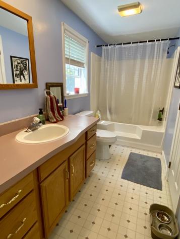 10 Vickery Road Auburn ME 04210
