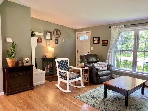 10 Vickery Road Auburn ME 04210