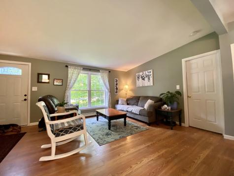 10 Vickery Road Auburn ME 04210