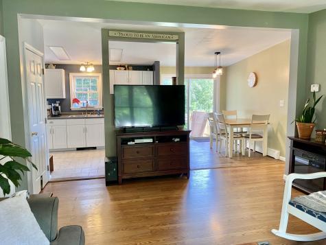 10 Vickery Road Auburn ME 04210