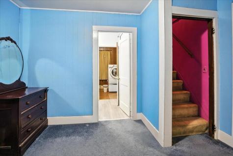 24 Clifford Street Mechanic Falls ME 04256