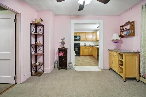 24 Clifford Street Mechanic Falls ME 04256