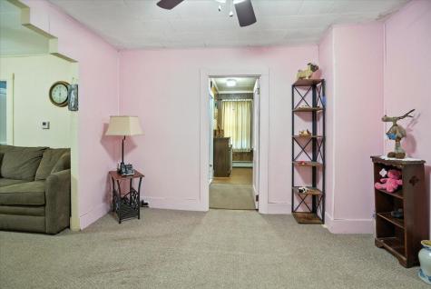 24 Clifford Street Mechanic Falls ME 04256