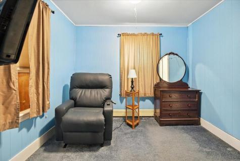 24 Clifford Street Mechanic Falls ME 04256