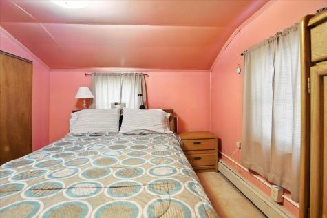 24 Clifford Street Mechanic Falls ME 04256