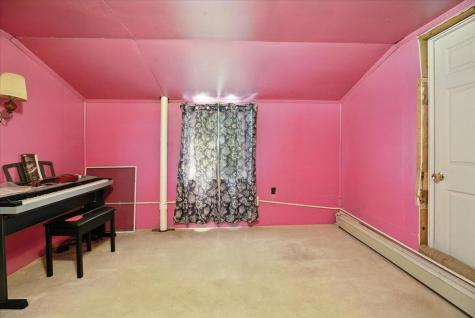 24 Clifford Street Mechanic Falls ME 04256