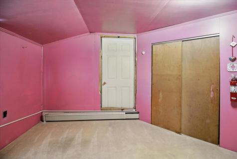 24 Clifford Street Mechanic Falls ME 04256