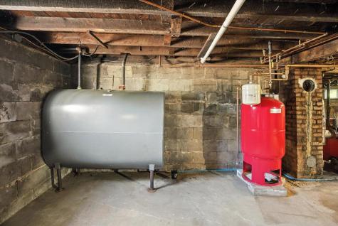 24 Clifford Street Mechanic Falls ME 04256